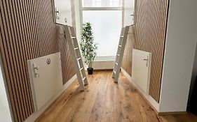 Robin Wood Capsule Hostel